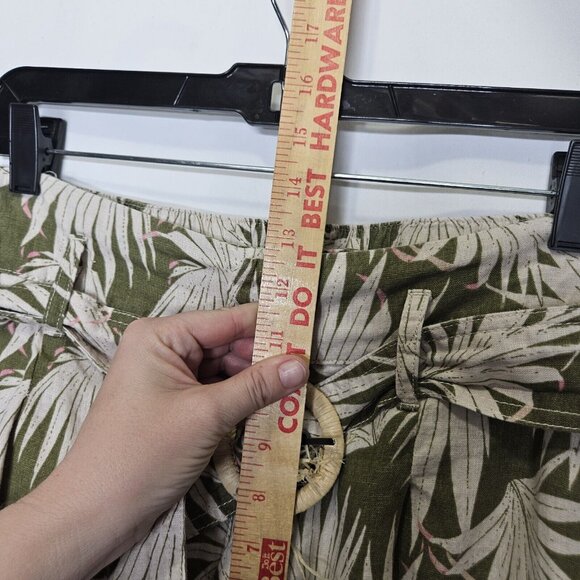 Tahari Womens Green & White Tropical Leaf Print Linen Shorts Belt Pockets L‎ - Picture 7 of 13